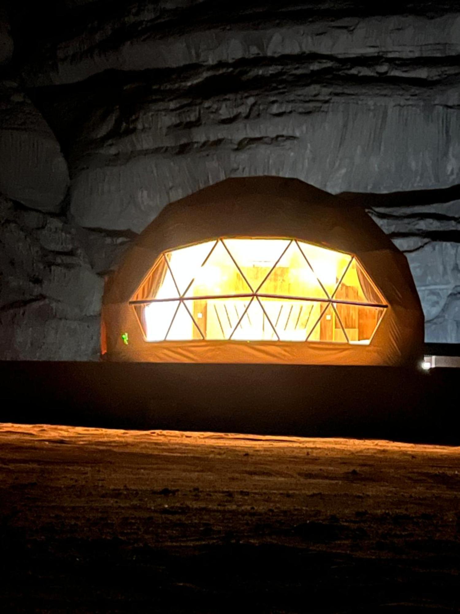 Moon Magic Valley Lejlighed Wadi Rum Eksteriør billede